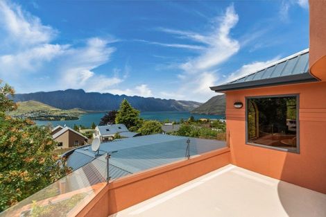 Photo of property in 18b Avalon Crescent, Fernhill, Queenstown, 9300