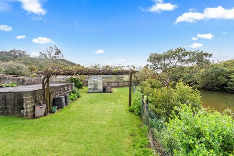 Photo of property in 1999 Ngunguru Road, Ngunguru, Whangarei, 0173