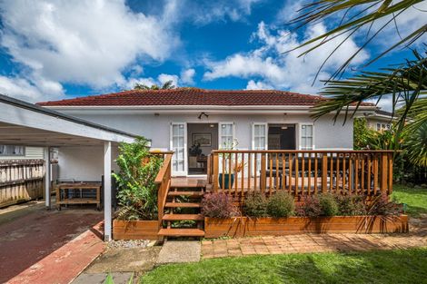Photo of property in 2/66 Miller Road, Mangere Bridge, Auckland, 2022