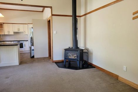 Photo of property in 12 Garrison Street, Carterton, 5713