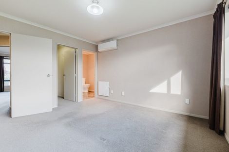 Photo of property in 17 Brooklyn Heights Drive, Kelvin Grove, Palmerston North, 4414