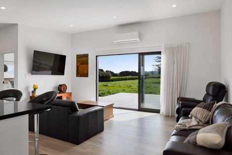 Photo of property in 203 Kakaramea Road, Kakaramea, Patea, 4598