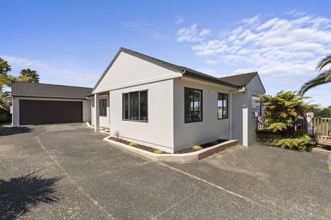 Photo of property in 44 Bannings Way, Hobsonville, Auckland, 0618