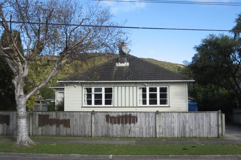 Photo of property in 34 Pilcher Crescent, Naenae, Lower Hutt, 5011