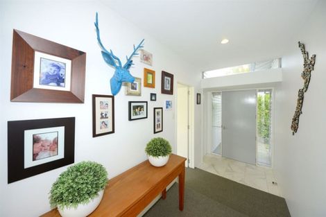 Photo of property in 11 Stenness Avenue, Somerfield, Christchurch, 8024