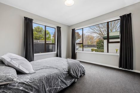 Photo of property in 97 Winters Road, Redwood, Christchurch, 8051