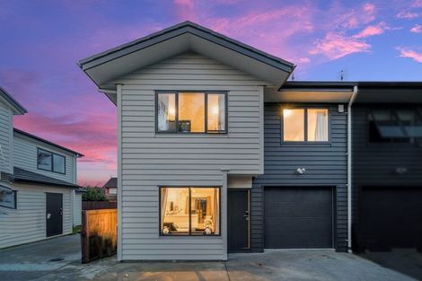 Photo of property in 160d Hill Road, Manurewa, Auckland, 2105