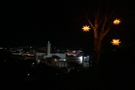 Photo of property in 16 Brewster Street, Bluff Hill, Napier, 4110