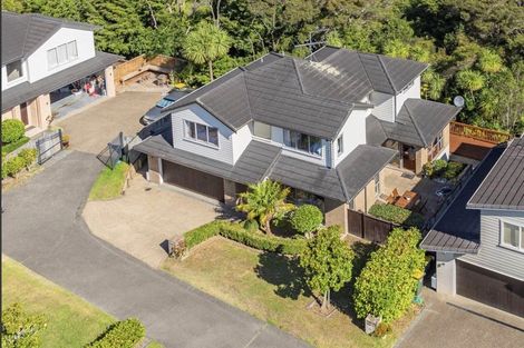 Photo of property in 18 Bur Oak Terrace, Schnapper Rock, Auckland, 0632