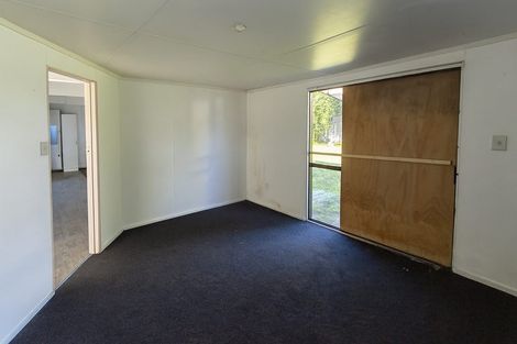 Photo of property in 12 Victory Road, Fairy Springs, Rotorua, 3015