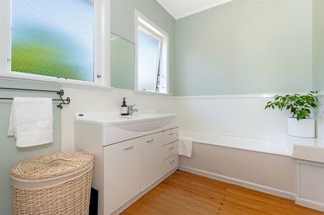 Photo of property in 11 Cobham Place, Te Hapara, Gisborne, 4010