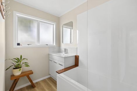 Photo of property in 5a Beatrice Place, Nawton, Hamilton, 3200