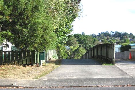 Photo of property in 64 Lantana Road, Green Bay, Auckland, 0604