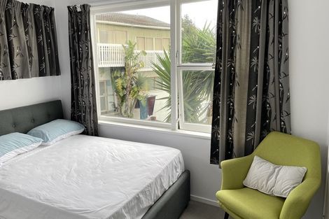 Photo of property in 22 Danbury Drive, Torbay, Auckland, 0630