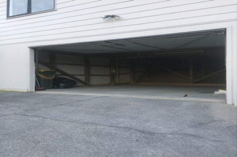 Photo of property in 1/7 Romulus Place, Totara Vale, Auckland, 0629