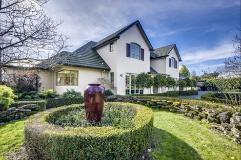 Photo of property in 6 Fulford Place, Havelock North, 4130