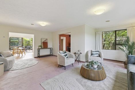 Photo of property in 39 Satara Crescent, Khandallah, Wellington, 6035