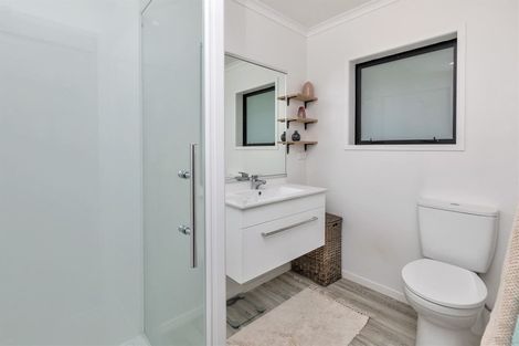 Photo of property in 25 Catherin Servant Close, Maunu, Whangarei, 0110