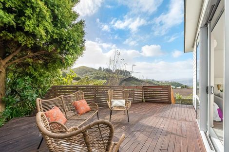 Photo of property in 154a Tirohanga Road, Tirohanga, Lower Hutt, 5010