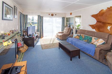 Photo of property in 13 Mabson Terrace, Masterton, 5810