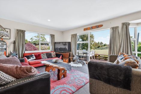 Photo of property in 2/35 Fairview Terrace, Waipahihi, Taupo, 3330