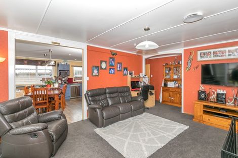 Photo of property in 21 Yvonne Street, Melville, Hamilton, 3206