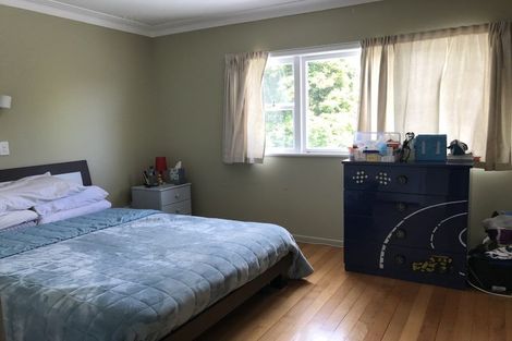 Photo of property in 48 Savoy Road, Glen Eden, Auckland, 0602