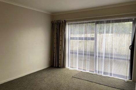 Photo of property in 2/14 Hall Avenue, Mangere, Auckland, 2022