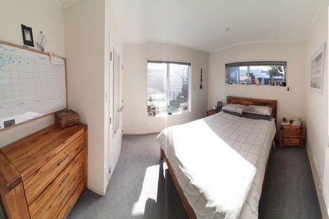 Photo of property in 2a Oriental Street, Petone, Lower Hutt, 5012