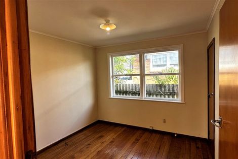 Photo of property in 44 Tiraumea Drive, Pakuranga, Auckland, 2010