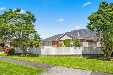 Photo of property in 214 Te Moana Road, Waikanae, 5036