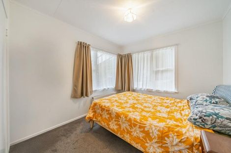 Photo of property in 30 Logie Street, Stokes Valley, Lower Hutt, 5019