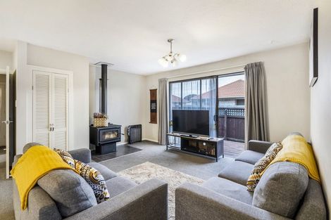 Photo of property in 1/21 Nottingham Avenue, Halswell, Christchurch, 8025