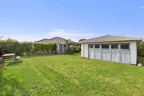 Photo of property in 13 Lorenzen Bay Road, Raglan, 3225