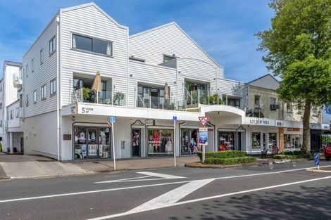 Photo of property in 3/5 Cook Street, Howick, Auckland, 2014