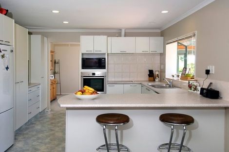 Photo of property in 66 Bob Charles Drive, Golflands, Auckland, 2013