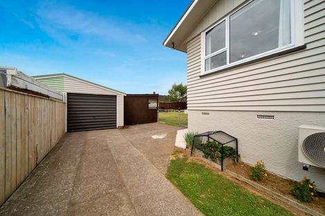 Photo of property in 19 Grenville Street, Marfell, New Plymouth, 4310