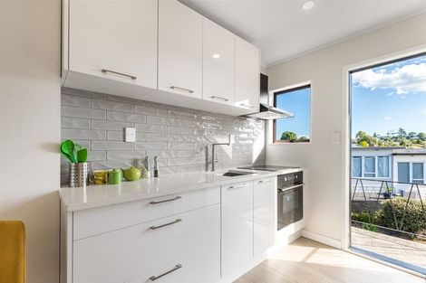 Photo of property in 5/31 Blease Street, New Lynn, Auckland, 0600