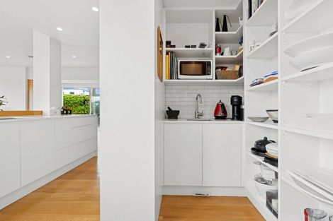 Photo of property in 83 Ngataringa Road, Devonport, Auckland, 0624