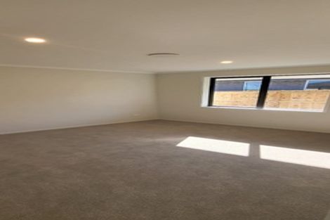 Photo of property in 49a Mclarin Road, Glenbrook, 2681