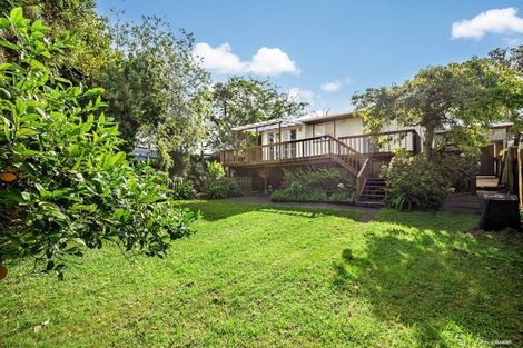 Photo of property in 544 Glenfield Road, Glenfield, Auckland, 0629