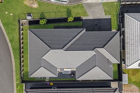 Photo of property in 18 Watene Way, Welcome Bay, Tauranga, 3112