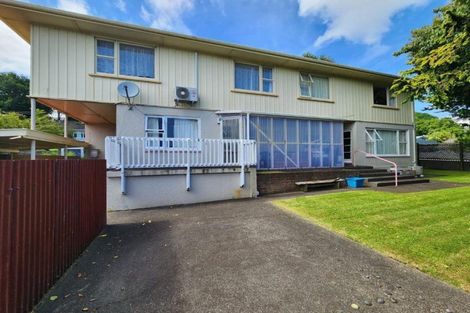 Photo of property in 220 Powderham Street, New Plymouth, 4310
