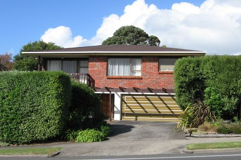 Photo of property in 152 Prince Regent Drive, Half Moon Bay, Auckland, 2012