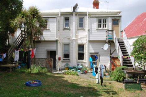 Photo of property in 180-182 Ohiro Road, Brooklyn, Wellington, 6021