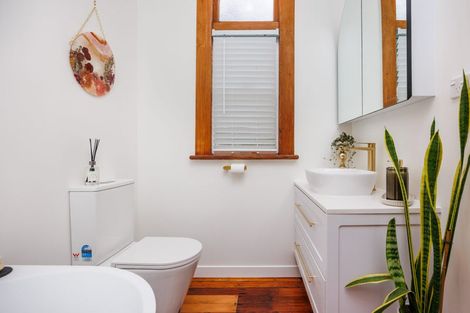 Photo of property in 25 Argyle Avenue, Takaro, Palmerston North, 4410