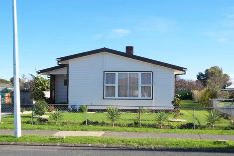 Photo of property in 89 Raglan Street, Mangere East, Auckland, 2024