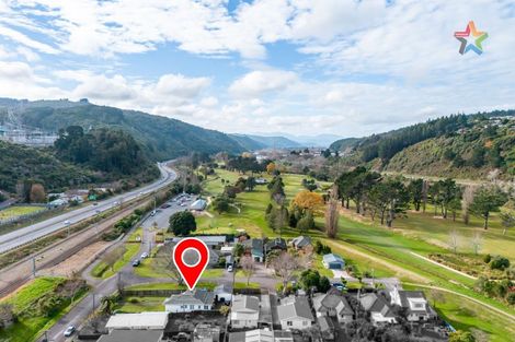 Photo of property in 24 Golf Road, Manor Park, Lower Hutt, 5019