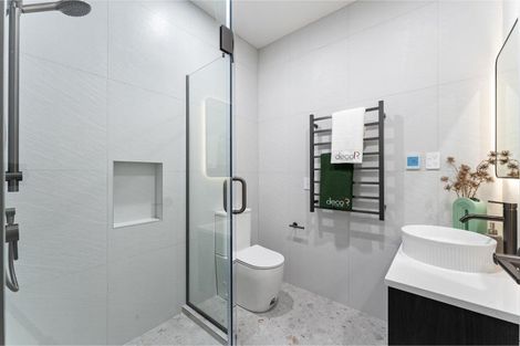 Photo of property in 32 Streamview Way, Long Bay, 0792