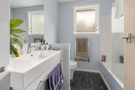 Photo of property in 61 Bell Street, Tawa, Wellington, 5028